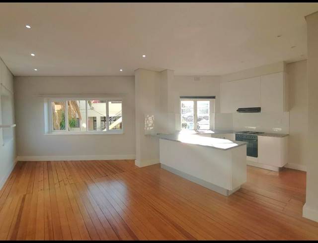 1 BEDROOM PROPERTY TO RENT IN GREEN POINT UPPER